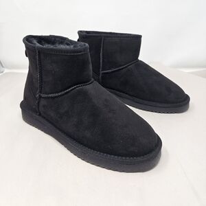 Dream Pairs Womens Mini Boots Sz 8 Black Faux Suede & Fur Pull On Winter Casual